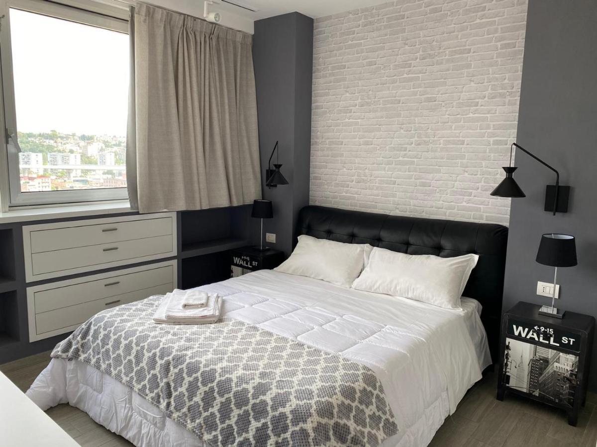 2B Fifteen Floor Suite Napoli Zewnętrze zdjęcie