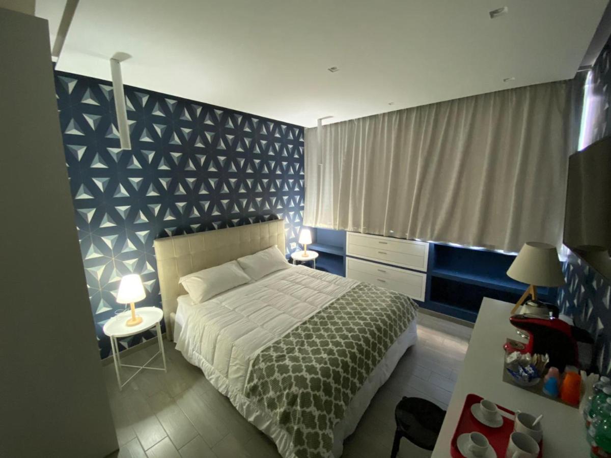 2B Fifteen Floor Suite Napoli Zewnętrze zdjęcie