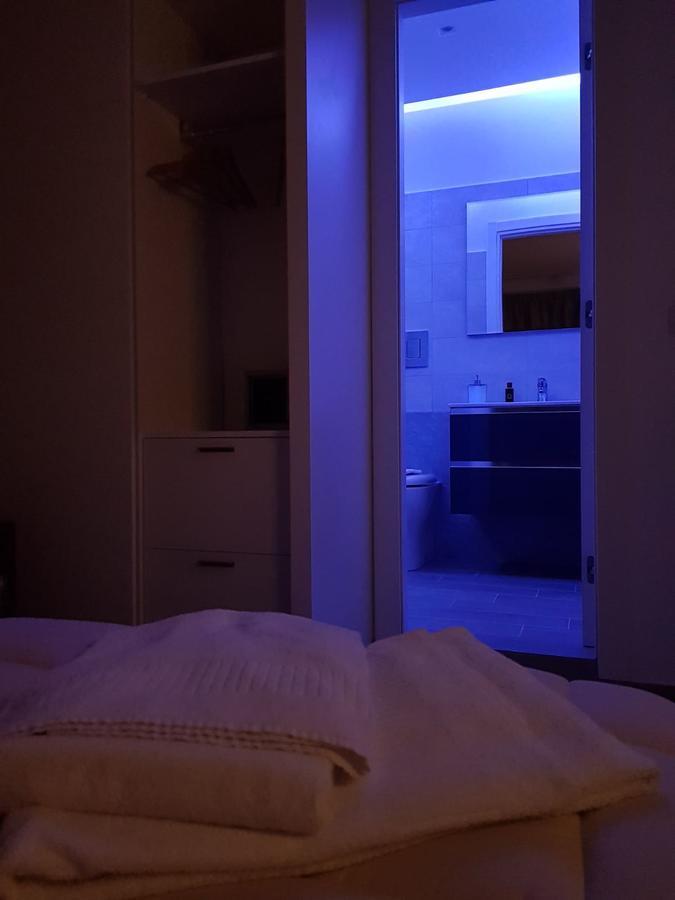 2B Fifteen Floor Suite Napoli Zewnętrze zdjęcie
