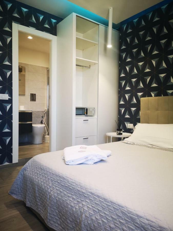 2B Fifteen Floor Suite Napoli Zewnętrze zdjęcie
