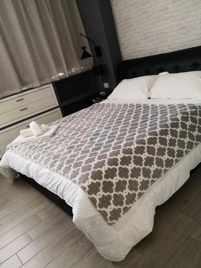 2B Fifteen Floor Suite Napoli Zewnętrze zdjęcie